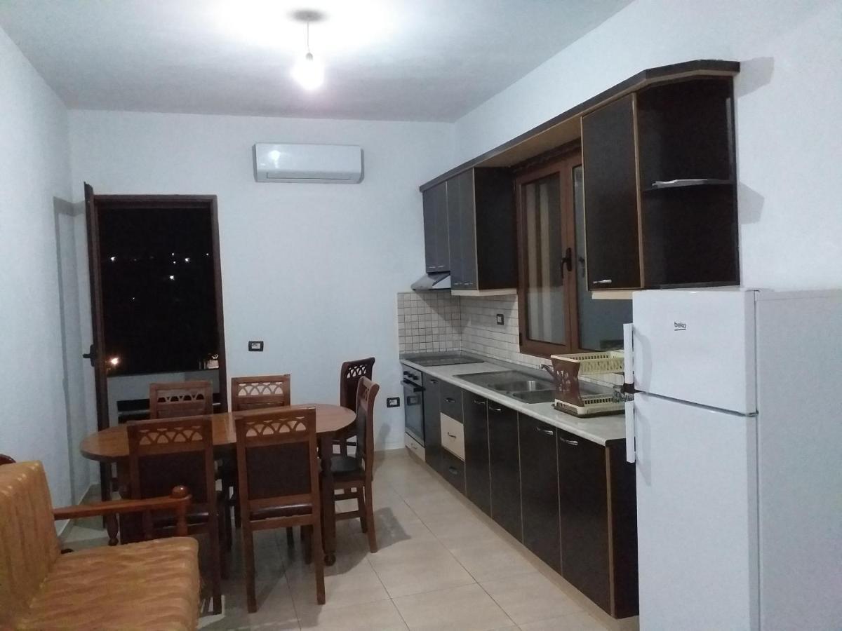 Vila Bali Durres Bagian luar foto