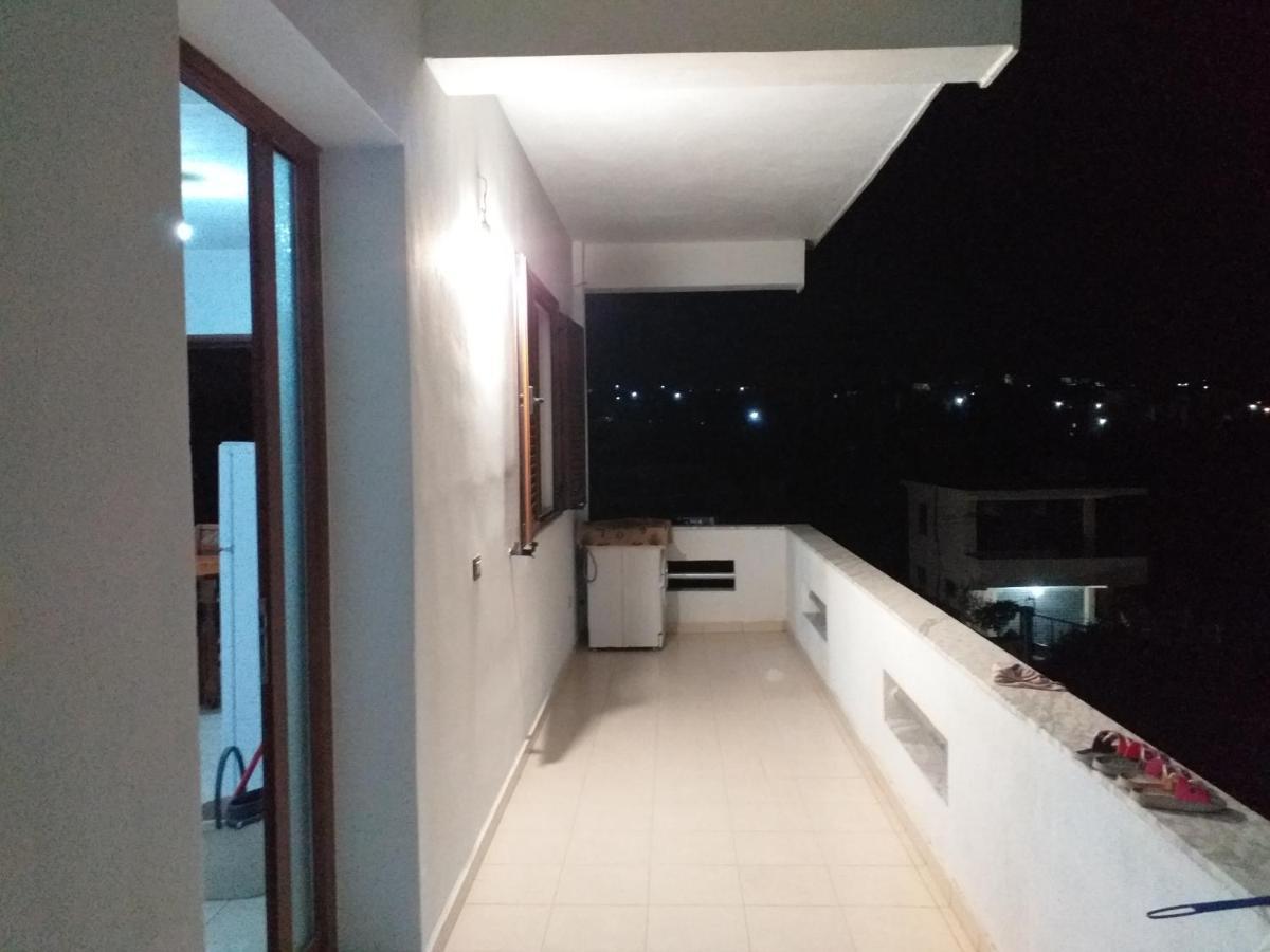 Vila Bali Durres Bagian luar foto