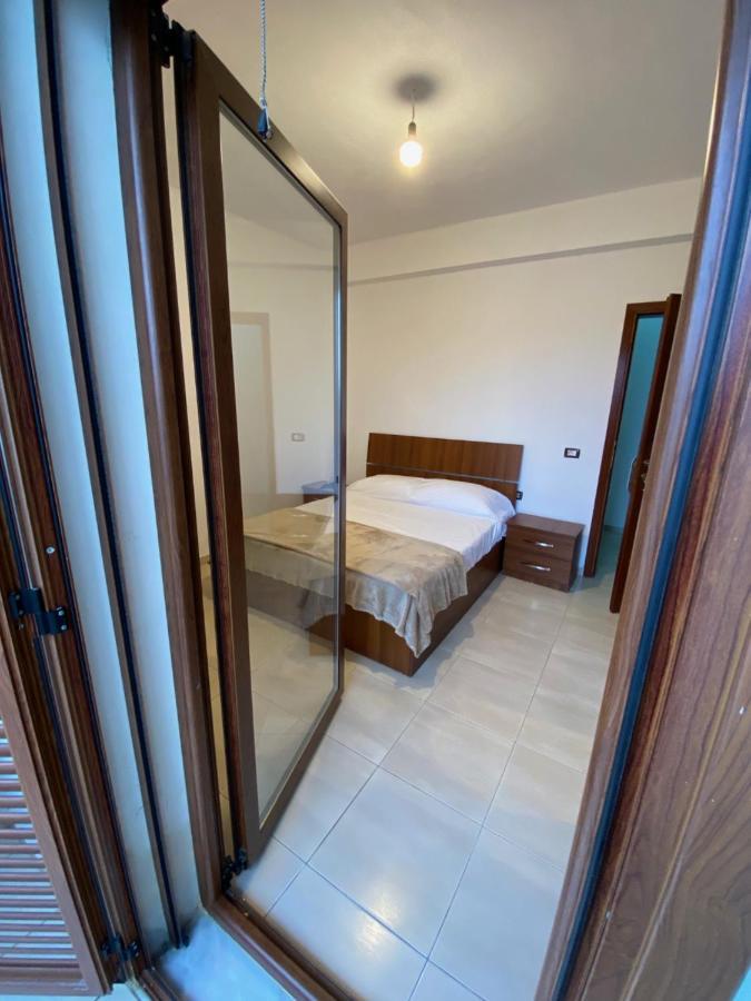 Vila Bali Durres Bagian luar foto