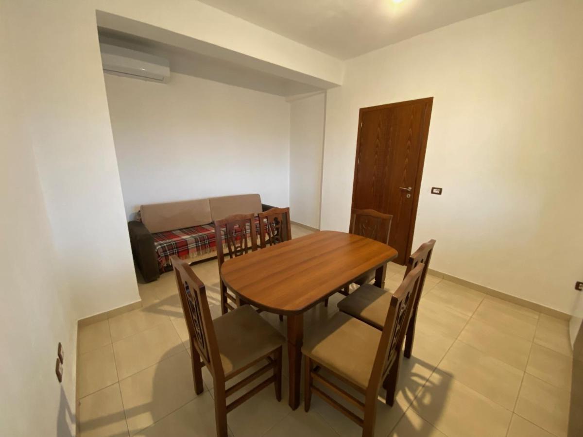 Vila Bali Durres Bagian luar foto