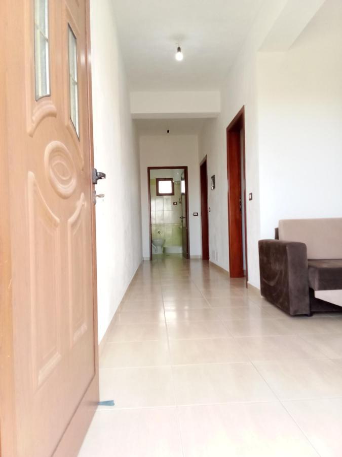 Vila Bali Durres Bagian luar foto