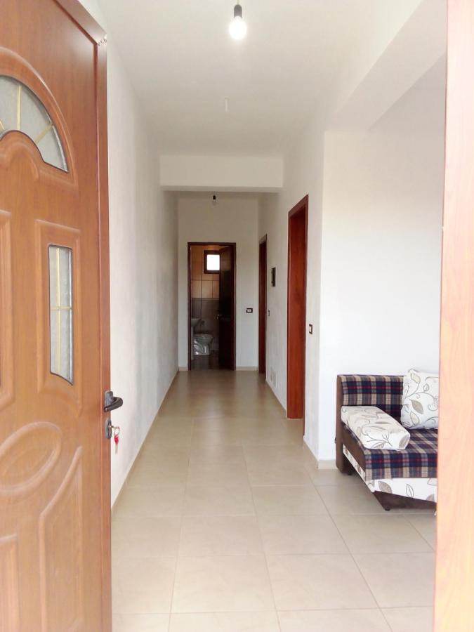 Vila Bali Durres Bagian luar foto