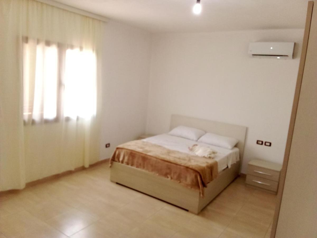 Vila Bali Durres Bagian luar foto