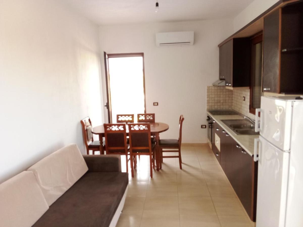 Vila Bali Durres Bagian luar foto