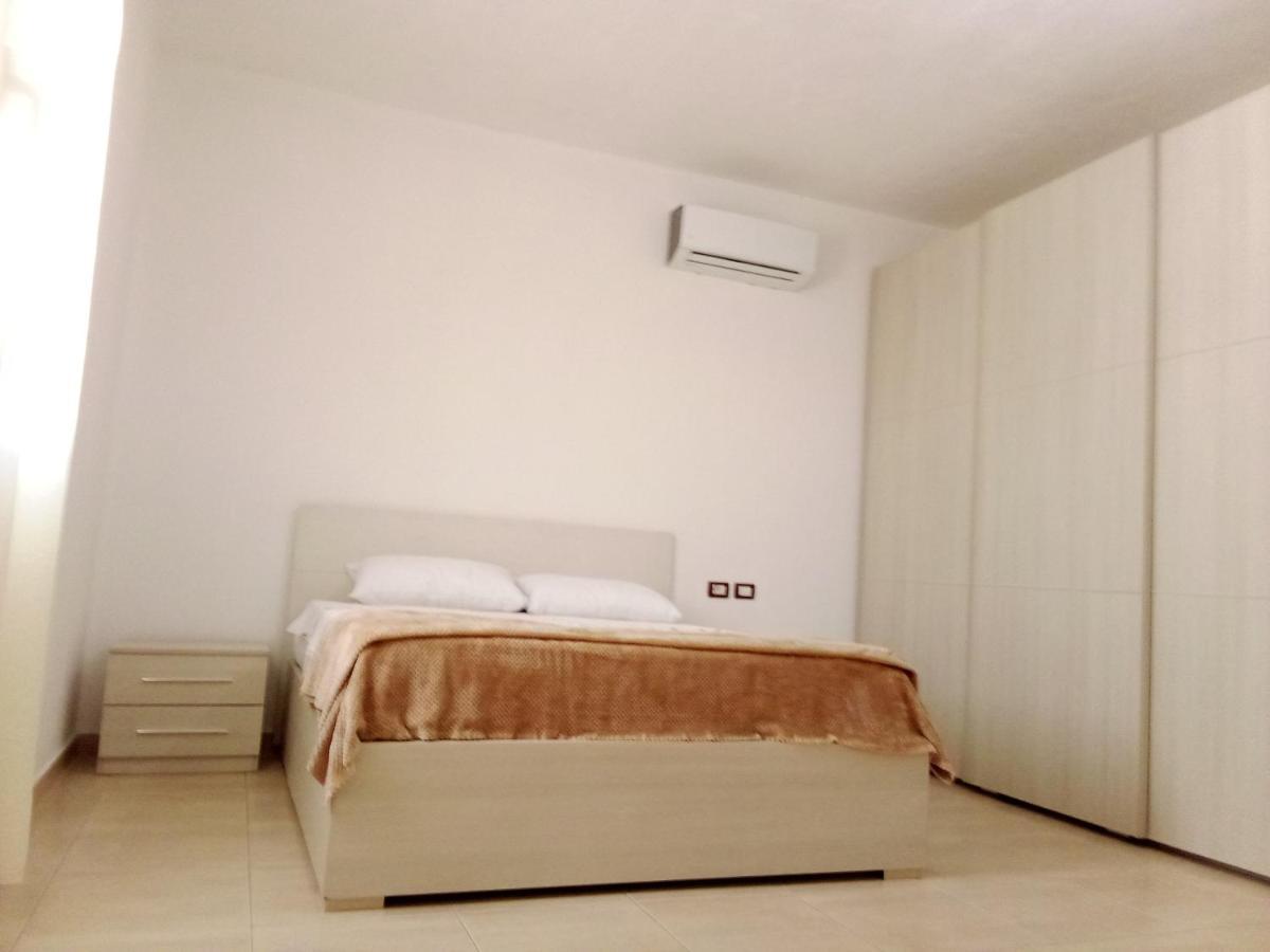 Vila Bali Durres Bagian luar foto