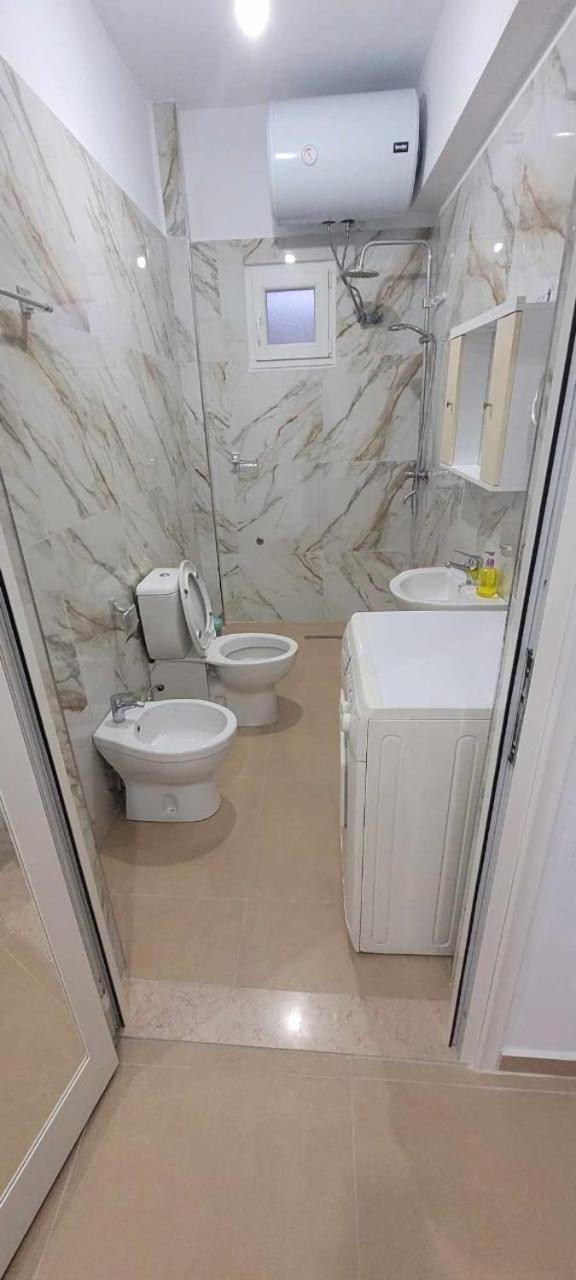 Vila Bali Durres Bagian luar foto
